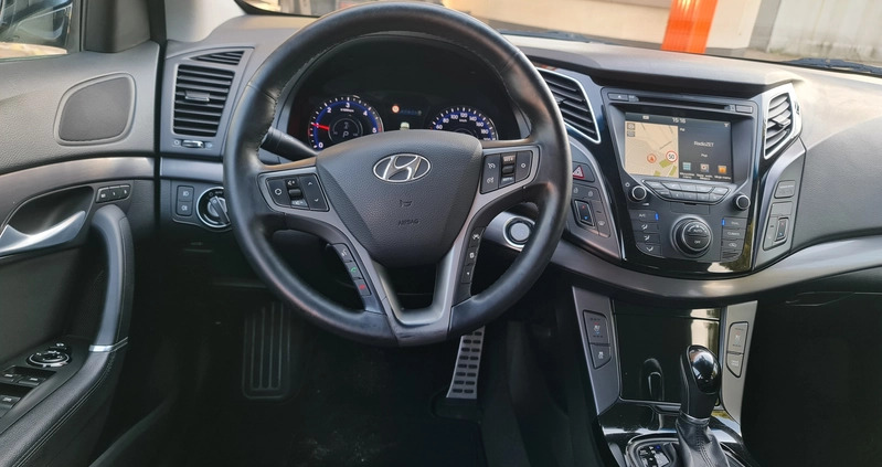 Hyundai i40 cena 54900 przebieg: 170231, rok produkcji 2016 z Tarnobrzeg małe 781